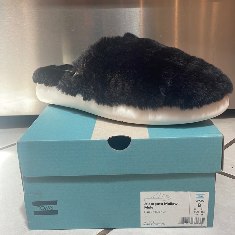 NWB Toms Apalgarta Mallow Mule Slipper